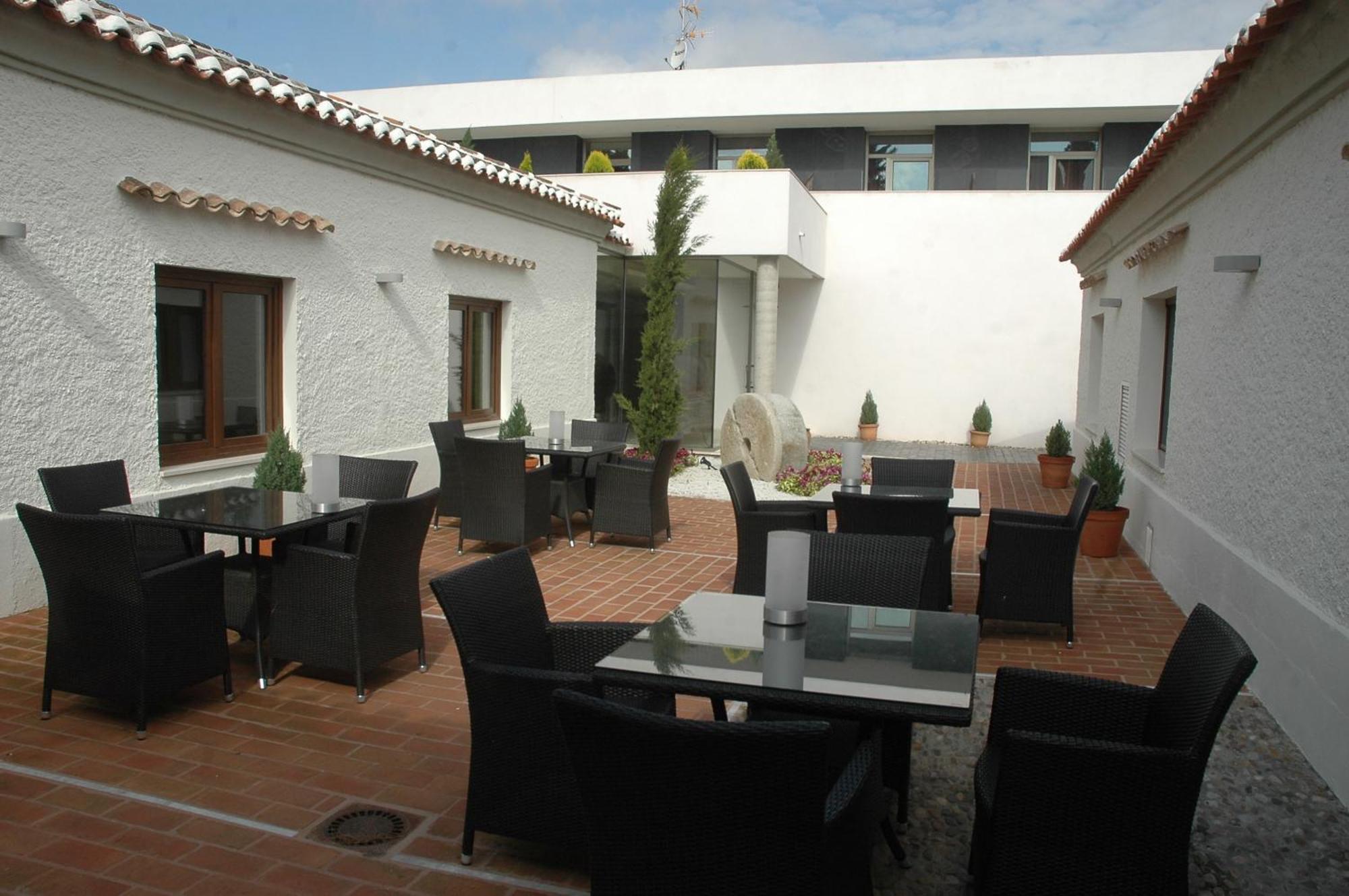 Hotel & Spa La Salve Torrijos Eksteriør bilde