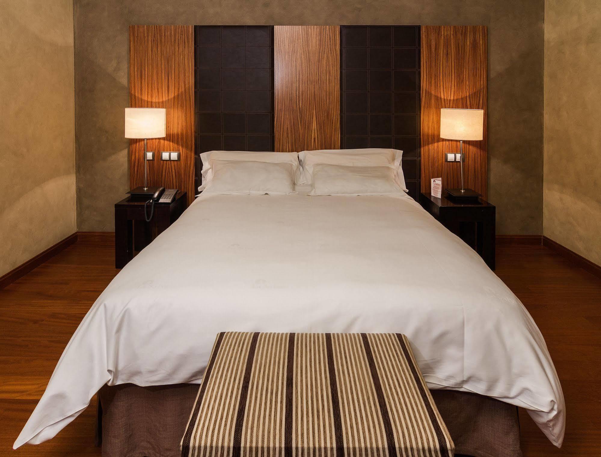 Hotel & Spa La Salve Torrijos Eksteriør bilde
